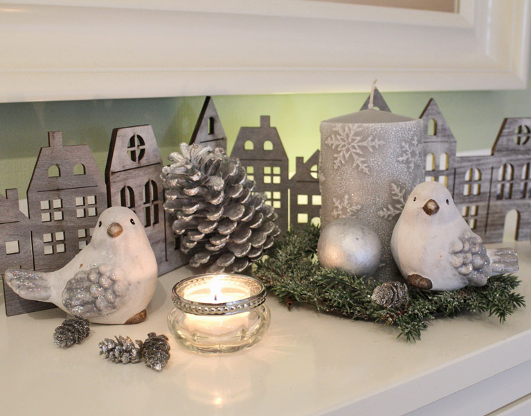 Weihnachts- & Winterdeko mit Vögelchen in Grau-Weiß