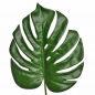 Nahaufnahme von der Kunstblume Monstera Dekoblatt, 60 cm.