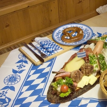 Duni Serie Bayrische Raute.