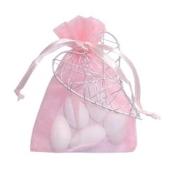 Gastgeschenk Mandelsäckchen Organza in Rosa mit Herz in Silber