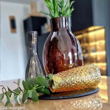 Große Glas Vase, Dekoglas, -Lola- in Braun, 32 cm Dekobeispiel für die große Glas Vase -Lola- in Braun, 32 cm.