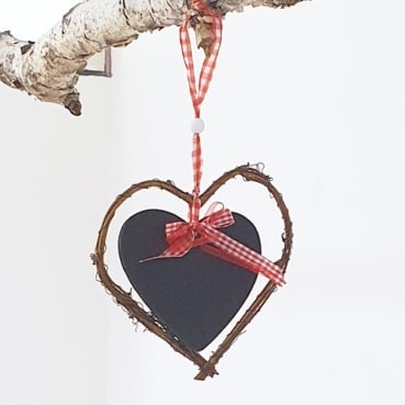 Deko Herz aus Holz und Reben mit Karoband zum Aufhängen, 15 cm