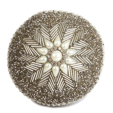Weihnachtsdeko Kugel mit Deko Perlen besetzt in Champagner/Creme, 10 cm, Nr. 1