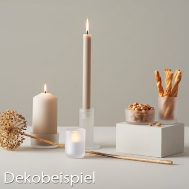 Duni Kerzenhalter Flake für Stumpenkerzen, gefrostet, 83 mm Dekobeispiel - Duni Kerzenhalter Flake für Stumpenkerzen, gefrostetet.