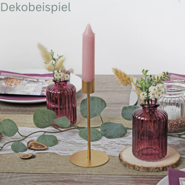Metall Kerzenständer für Stabkerzen in Gold, 15 cm Dekobeispiel mit dem Metall Kerzenständer für Stabkerzen in Gold, 15 cm.