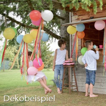 25 Luftballons bunt, 23 cm Durchmesser Dekobeispiel bunte Luftballons.