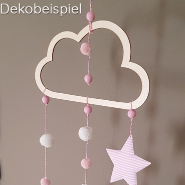 8 Kleine Pompons in Grau, 20 mm, als Streudeko oder zum Basteln Dekobeispiel für selbst gebasteltes Mobile Wölkchen in Rosa.