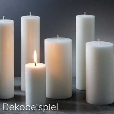 Duni Stearin Stumpenkerze in Weiß, 150 x 70 mm, 50 h Brenndauer Dekobeispiel - Duni Stearin Stumpenkerze in Weiß, 150 x 70 mm