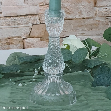 Glas Kerzenständer in Kristall-Optik, 16,5 cm Nahaufnahme von dem Glas Kerzenständer in Kristall-Optik, 16,5 cm.