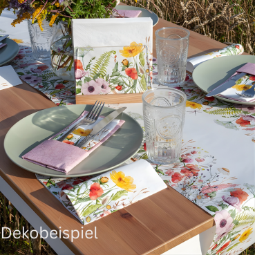 Dekobeispiel mit den Servietten Bunte Blumenwiese, 33 x 33 cm.