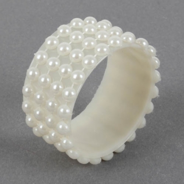 4 Serviettenringe in Perlen-Optik in Creme-Weiß, 50 mm.