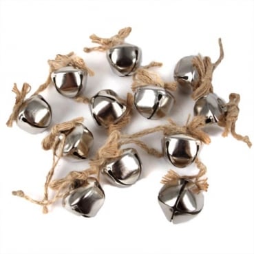 12 Weihnachtsglöckchen, Christbaumschmuck in Silber mit Sisalschlaufe, 30 mm
