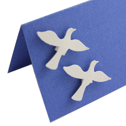 Tischkarte Tauben in Blau/Weiß.