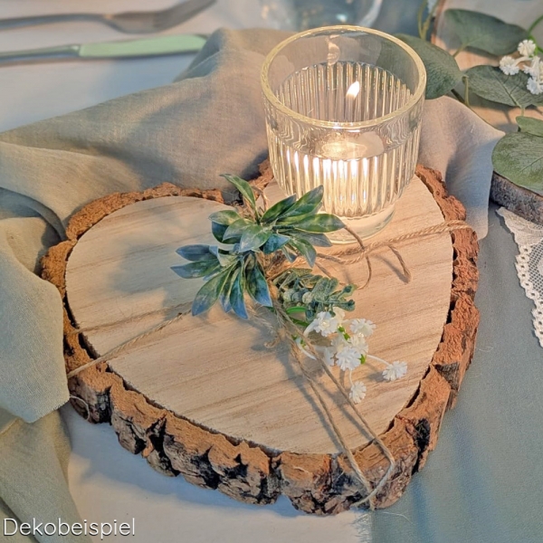 Dekobeispiel Deko Untersetzer, Holz Herz mit Baumrinde, 19 cm.