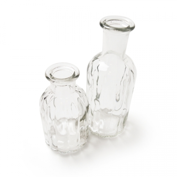 Glas Flaschen Vasen Vintage mit Rillen, klar, 14 cm und 19 cm.