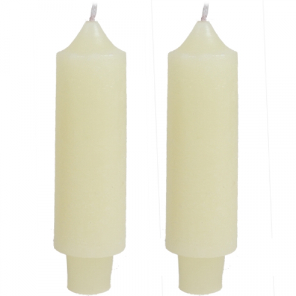 2 Stabkerzen Rustic, dick in Creme, 155 x 35 mm.