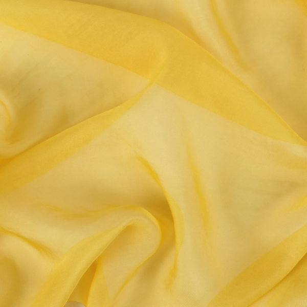 Nahaufnahme von dem Chiffon Tischläufer, hauchdünn, in Gelb, 35 cm.