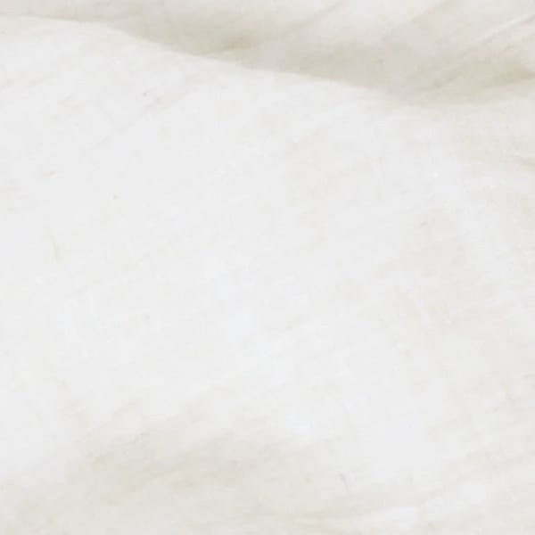 Nahaufnahme von dem Chiffon Tischläufer, hauchzart in Creme, 28 cm.