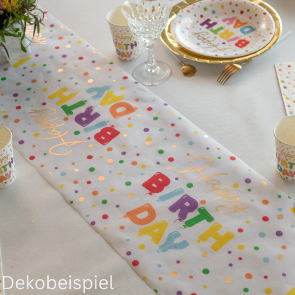 Dekobeispiel mit dem Tischläufer Geburtstag -Happy Birthday-, bunt/Gold, 28 cm.