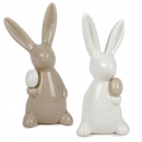 2 Keramik Osterhasen mit Ei in Weiß/Taupe, 13 cm