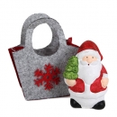 Gastgeschenk Weihnachtsmann in Filztasche mit Tannenbaum, 60 mm