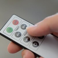 Fernbedienung für das 4er Set Duni LED Stumpenkerzen mi