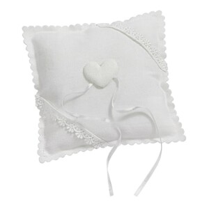 Hochzeit Ringkissen mit Herz in Wollweiß, 14 x 14 cm.