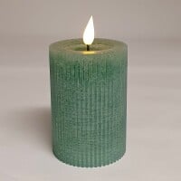 LED Wachs Stumpenkerze Rustic mit Rillen in Eukalyptus-Gr&uu