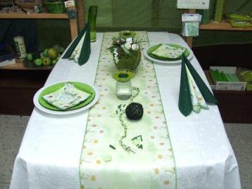 Eine Gartenparty zur Kristallhochzeit | Tafeldeko