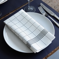 Tischdeko schwarz-weiß